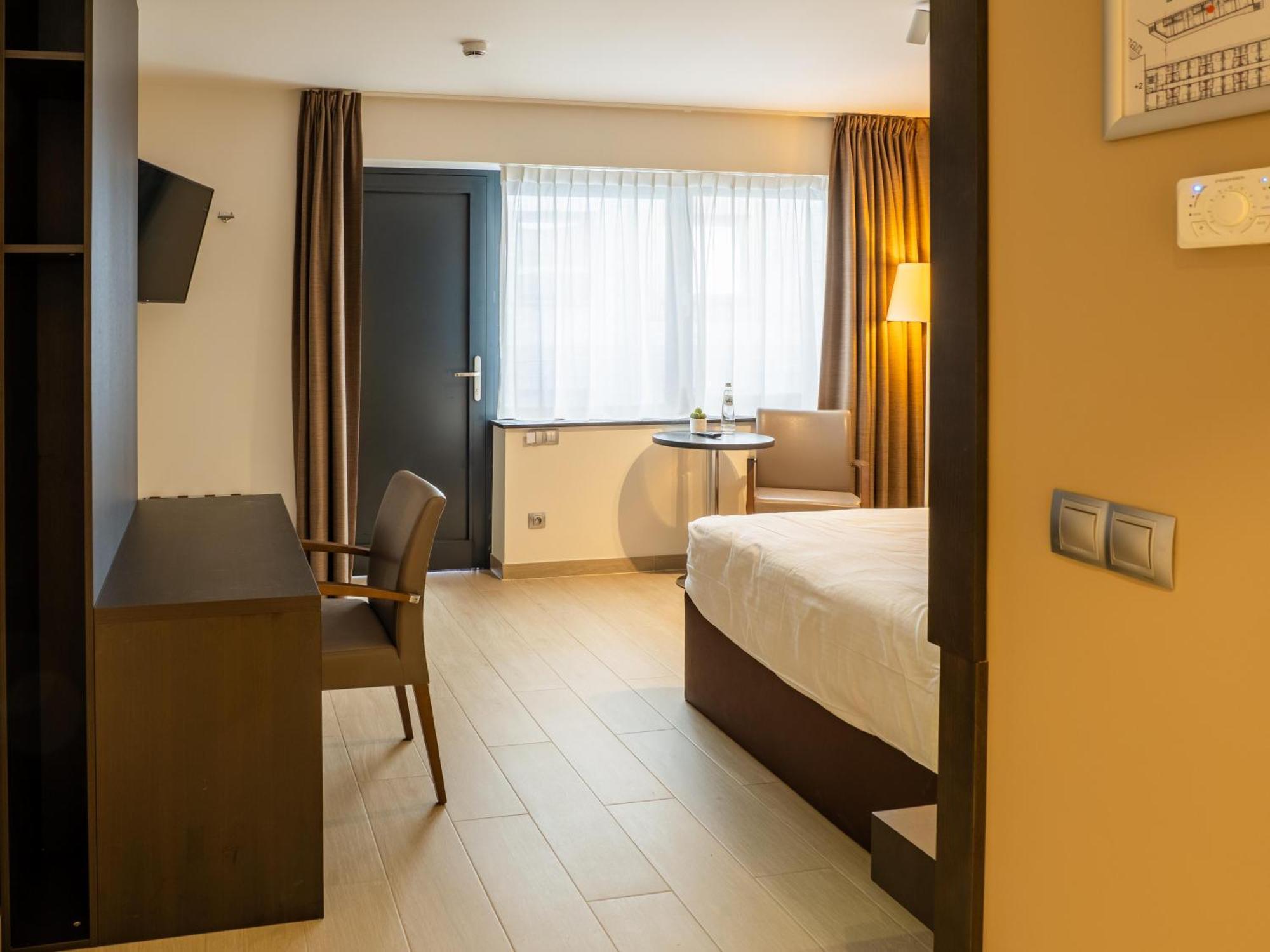 Tower Hotel Aalst Eksteriør billede